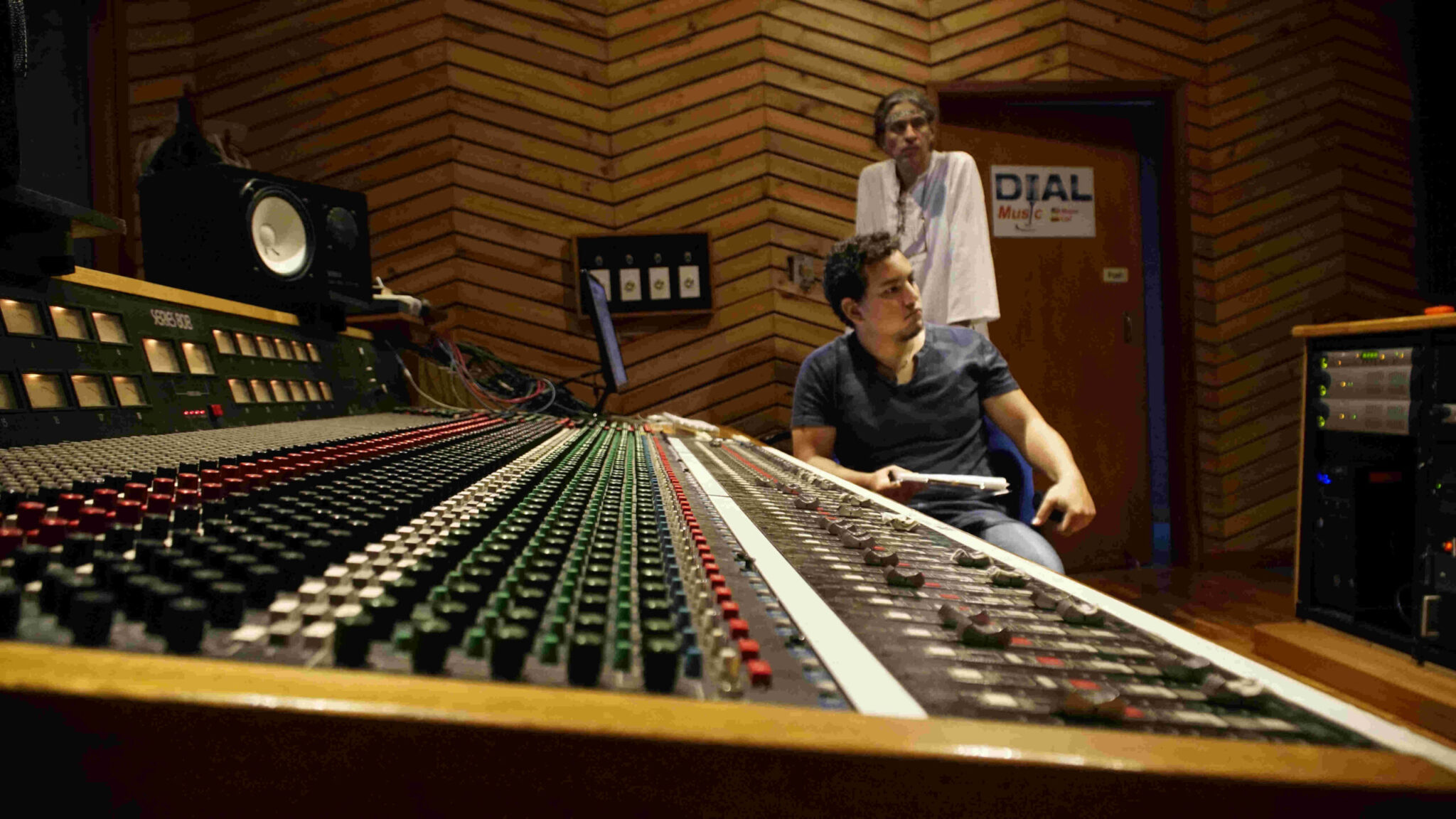 FONDOSTUDIO-Wellencraft